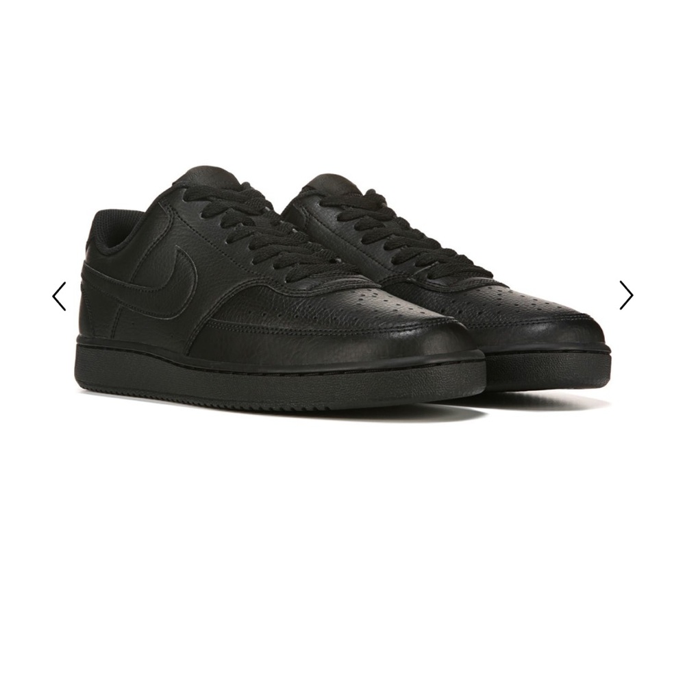 Nike Men’s Court Vision Low Sneaker! (Size 12)